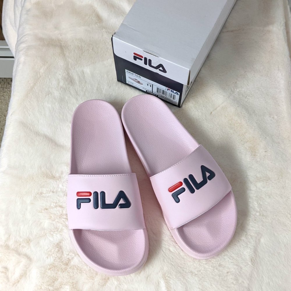 NIB Size 11 Pink Fila Slide Sandals - NEW